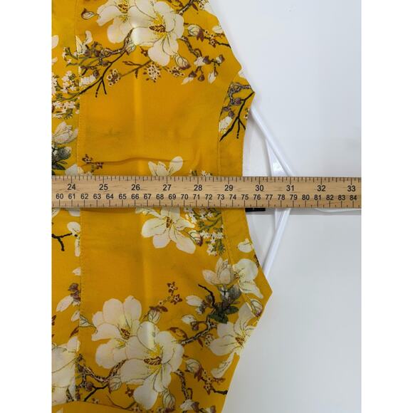 Rue 21 Womens Juniors Blouse Size Medium Yellow Floral 3/4 Sleeve 1/4 Zip - Picture 9 of 10